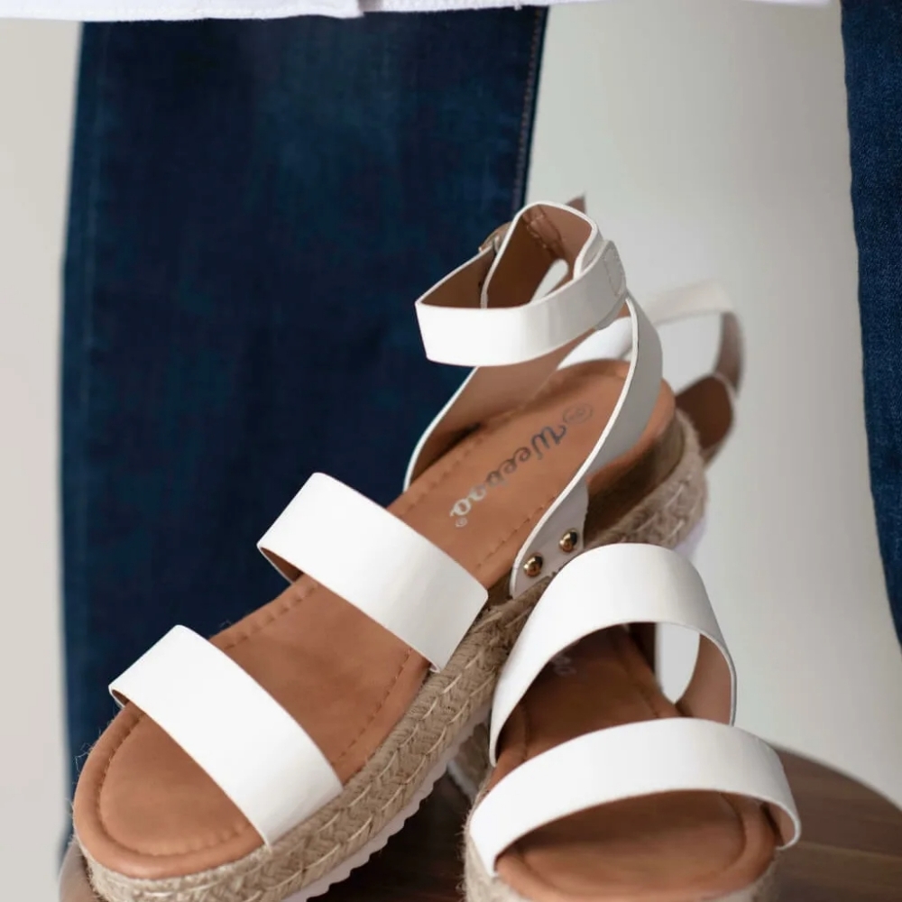 On the Doorstep Espadrille Platform Sandals in White - Picture 4 of 9